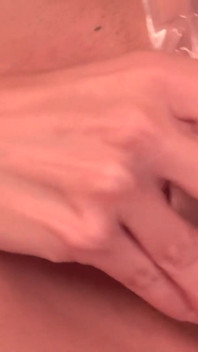 Auntjudys - cycata blond milf Amy Johnson bawi się swoim nowym dildem