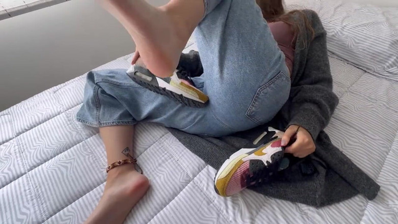 scarlettandc: I stroke myself and suck him then get fucked and...