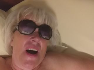 PureVicky66: Moje ogromne cycki doprowadzają mężczyznę do orgazmu