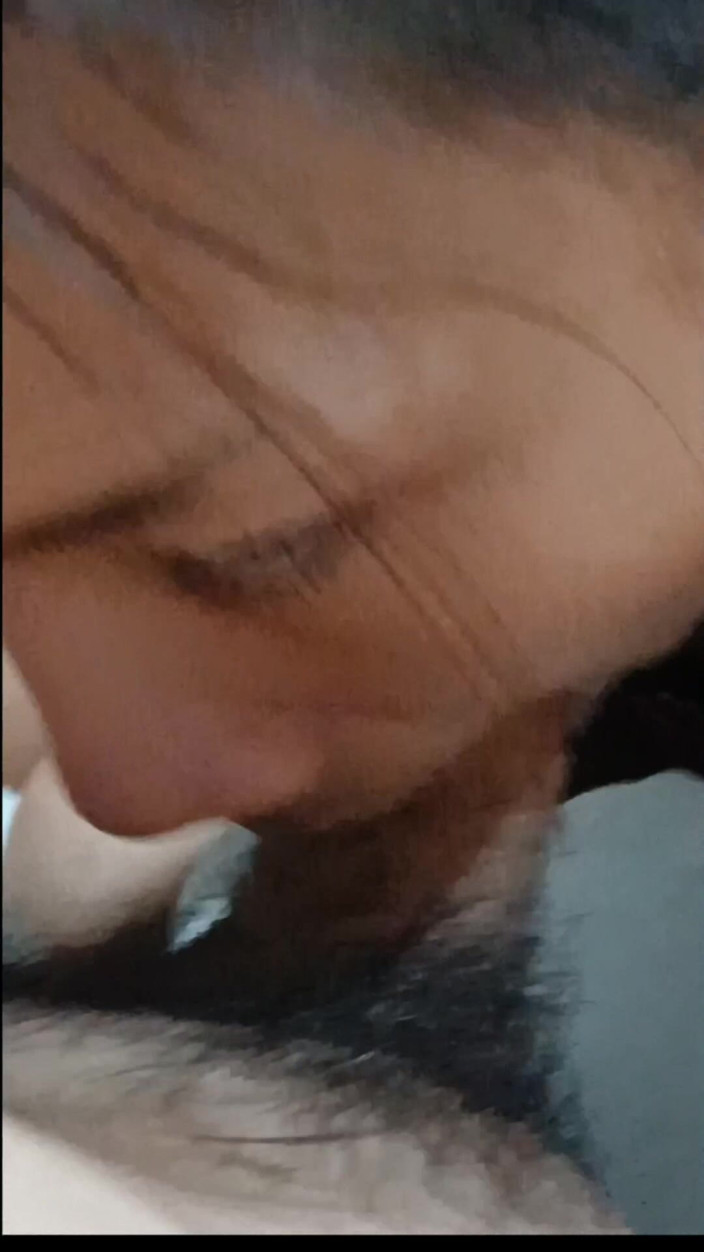 eldlie: Girl Love Sucking Until Cum