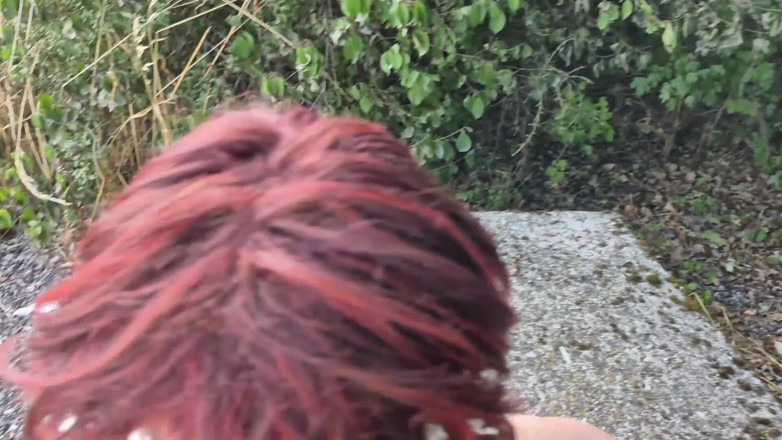 Popp Sylvie: Cock-sucking and Cum on the Glasses