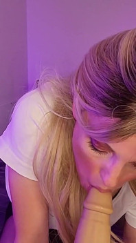 Moje punčocháče pokryté mrdkou