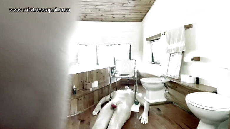Mistress April: Dominatrix sahibe April - domuzcuk abattoir'de