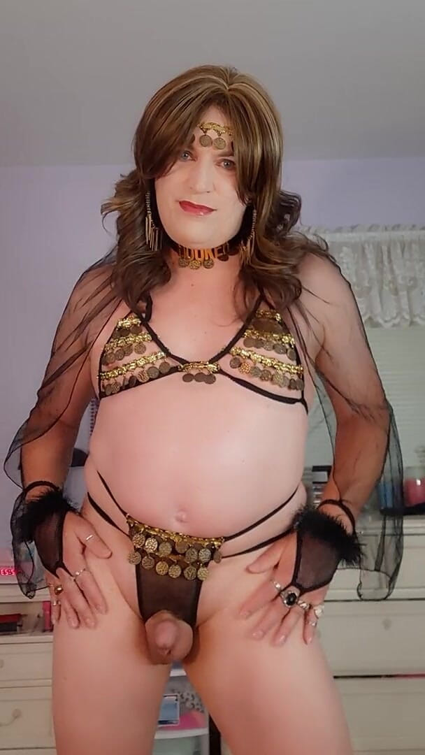 Victoria Lecherri: Aku ingin berada di harem seksmu!