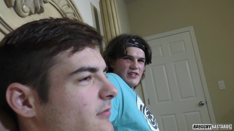 Raunchy Bastards: 두 18살의 페르빈