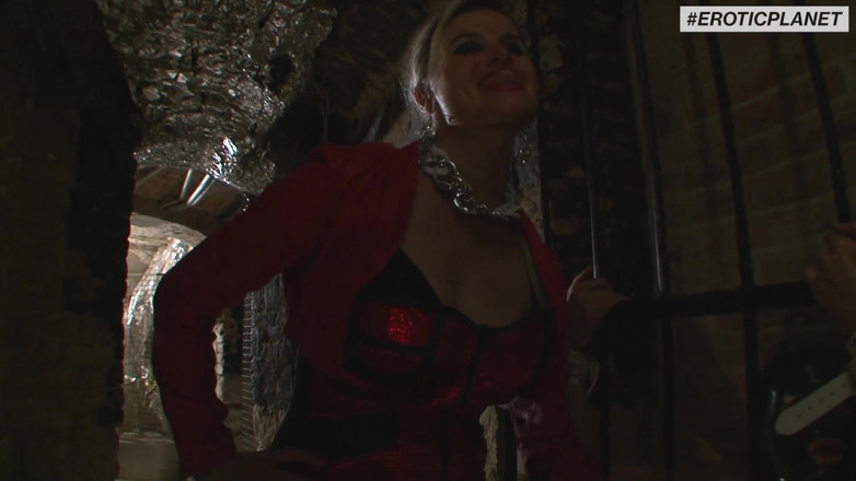 Absolute BDSM: Slave Girl Double penetration anal- German BDSM