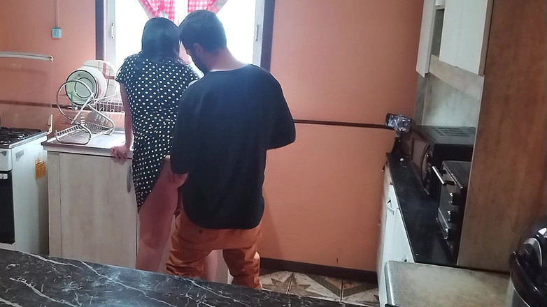 BBW Kelly Mom: Chytil jsem macechu v kuchyni a začali jsme šukat