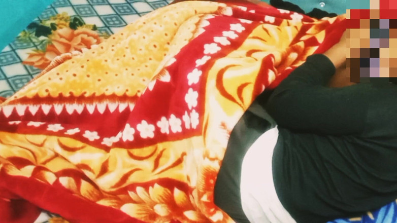 Manjushukla: Pasangan baru bercinta bersama.