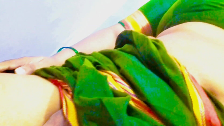 Sexybhabhi999: भारतीय लड़के का अपनी परिपक्व सख्त भारतीय सेक्स गोल-मटोल महिलाओं के साथ सेक्स