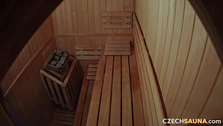 Czech Sauna: Czech sauna 14: pengakuan sauna: tiga wanita muda lagi bugil