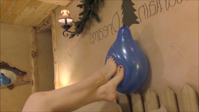 Lovely Lilith: Balloon tease