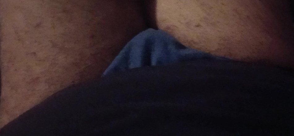 justinbolson: Stepdad Thighs and Feet. so Delicious