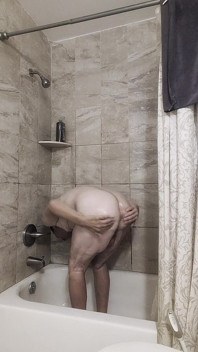 Biggbutt2xl.info Biggbutt2xl Potty and Shower Time October 2025
