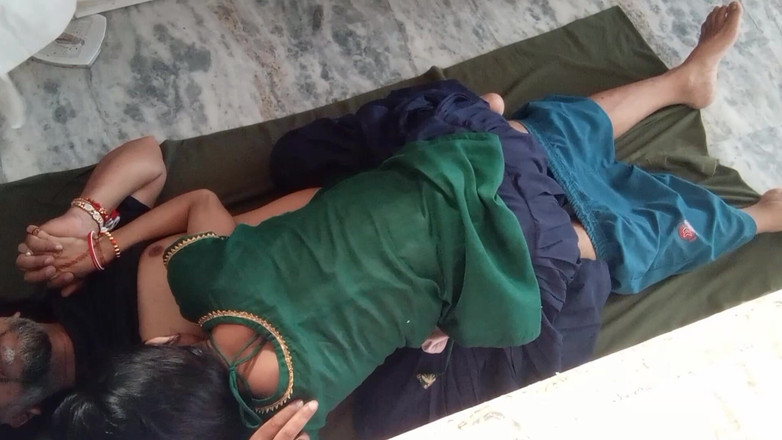 Sexysavita21: Une belle-fille desi romantique et son beau-père
