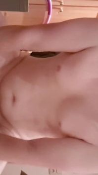 Bi volles reiten auf dildo