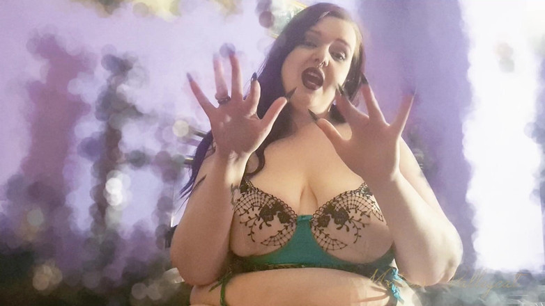 Mxtress Valleycat: Sharp Nail Worship