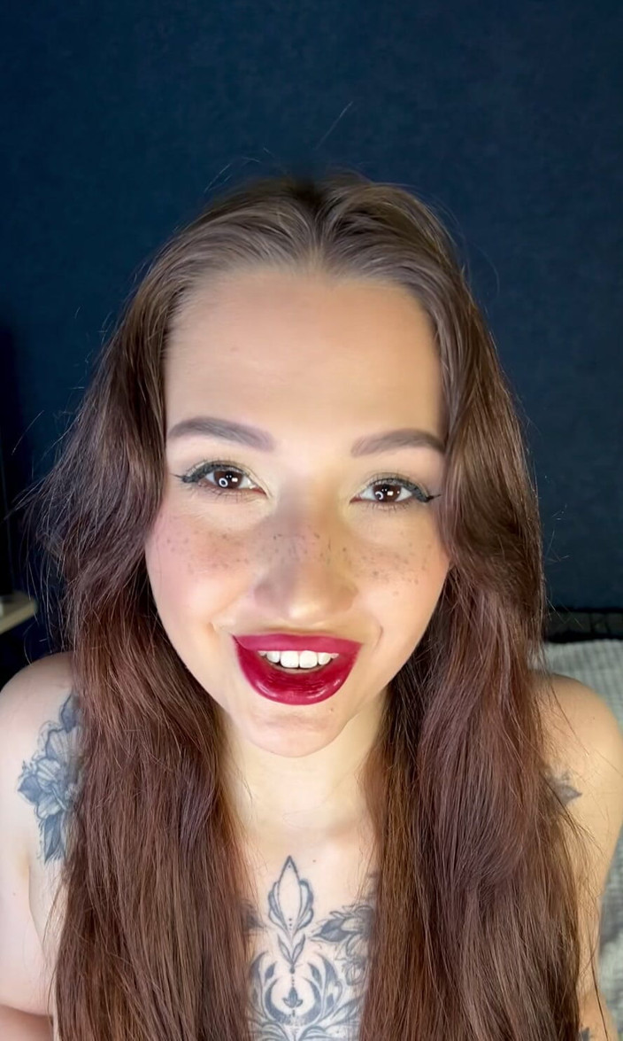 JessLux: Mondfetisj die je plaagt met mijn mond