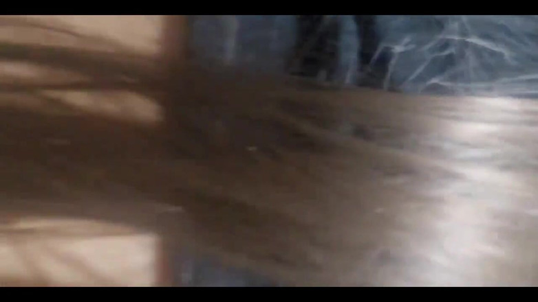 Astrid Cute: Elle avait peur que son copain le découvre, une étudiante quitte...