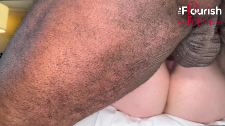 Mr Flourish Live: La ninfomane Nox riceve bondage fustigazione con la bacchetta magica...