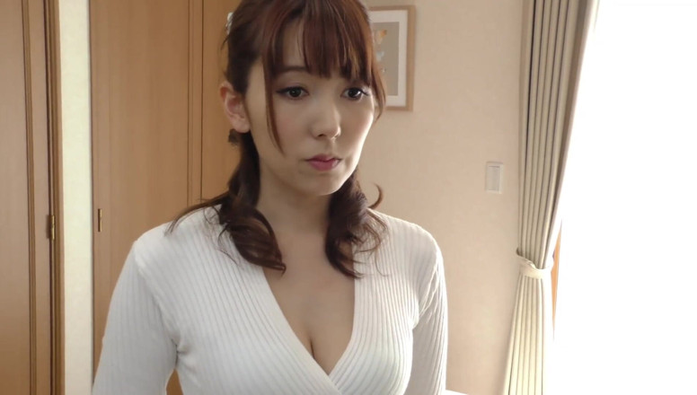 Vulture: Yui Hatano: Koleksi Khas 4 Jam