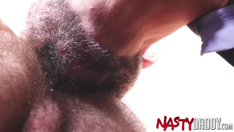 Nasty Daddy: NASTYDADDY, behaarte DILF, zog sebastian ohne gummi, Lawson james