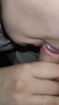 Quick Blowjob in Car | No Cum