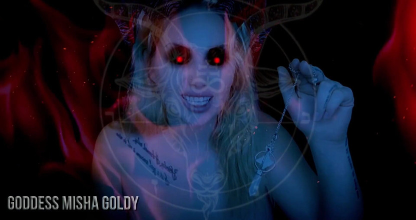 Goddess Misha Goldy: Rasakan kebahiaan yang kuberikan padamu dan menyerah pada mantra cinta...