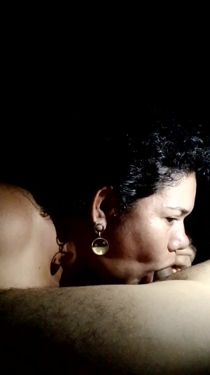 Valkyrie and Luigy Couple: La mia ragazza troia adora succhiarmi le palle