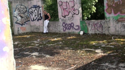 Sex with companion boy: Niko fucked by real straight boy outdoor cruising