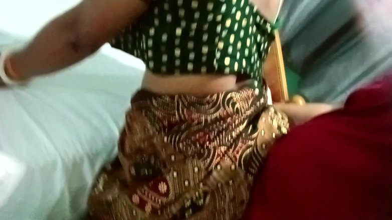 Hot N Sexy: Netter indischer college-professor nandini doggystyle mit nachbarsfreund