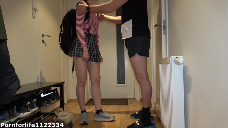 Pornforlife1122334: Stepdaddy Packs Lunch Box for His Girl and She Shows...