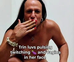 Trinity Cum Děvka miluje ženy a muže