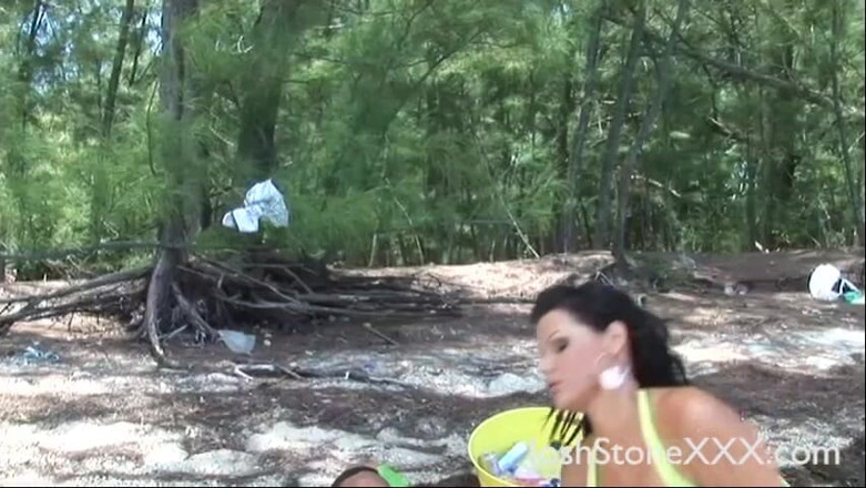 Josh Stone XXX: Cubana rainha Angelina Castro na praia de Bangin