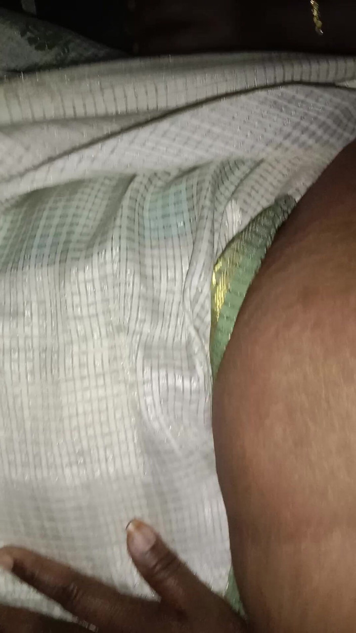 Santhi89: Desi Hot Girl Fucking Home House Wife Fucking Big Boobs...