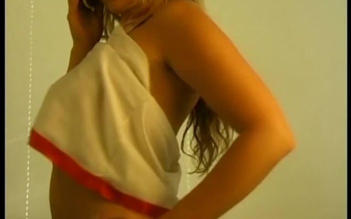 Toy My Pussy: La dolce ragazza ama prendere le chiamate nude e prendere...