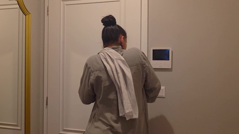 JoleeLove: Roomservice Special