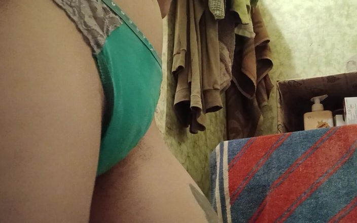 Lesbian-illusion: Trước khi lớp học trong phòng tắm, tôi sục cái âm...
