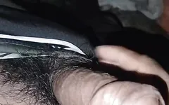 पति और पत्नी पूरी रात बेडरूम