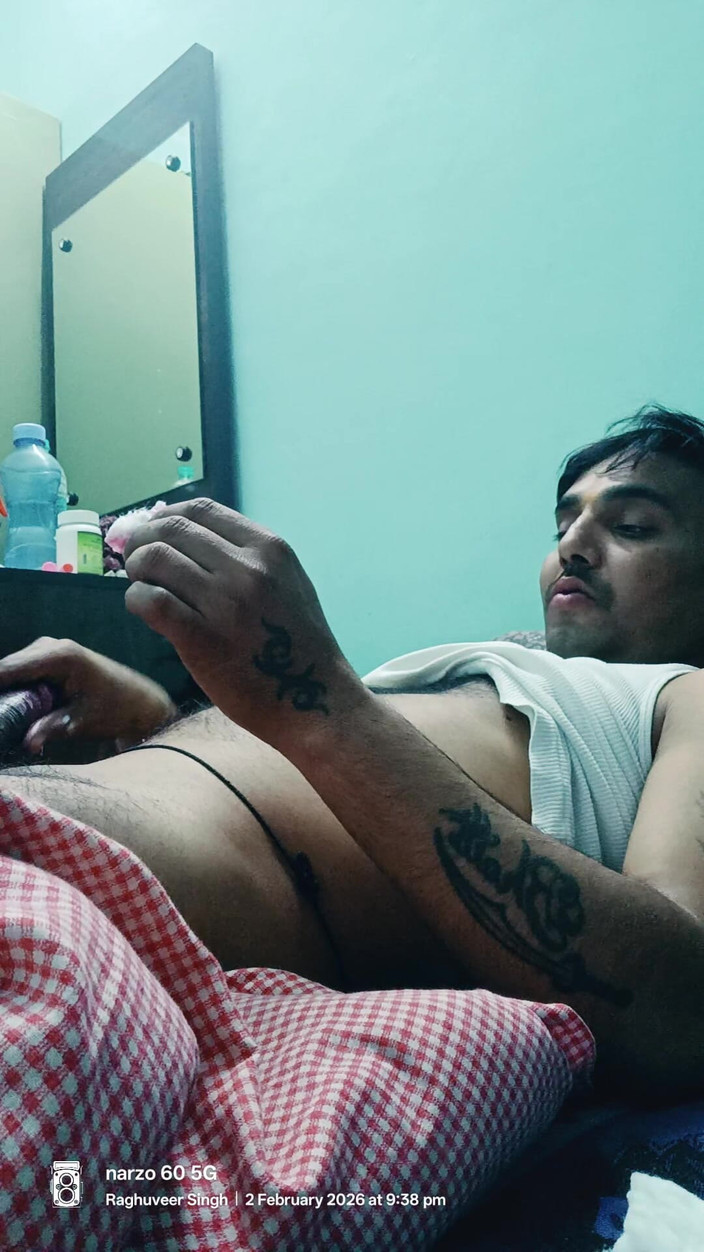 Rajasthani-old-lover: Oficial gay indio