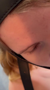 A Teen Slave Used Fixed in Mouth Squirted