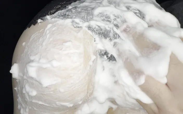 Buttology89: Asmr Foam Massage