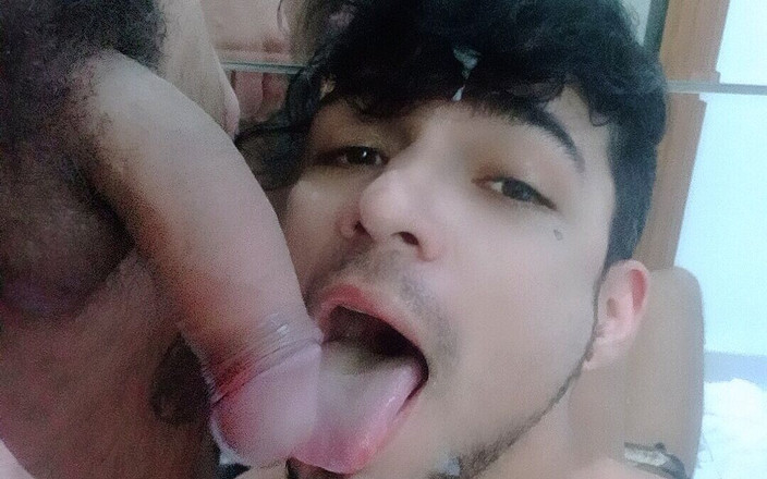 LEO BULGARI - Fucking my exes & Horny curious guys: 元恋人が私の金玉を剃ってから、二人ともあちこちに精液を発射します。