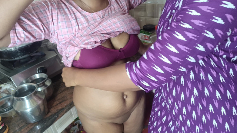 Palani69: Tamil Lesbian