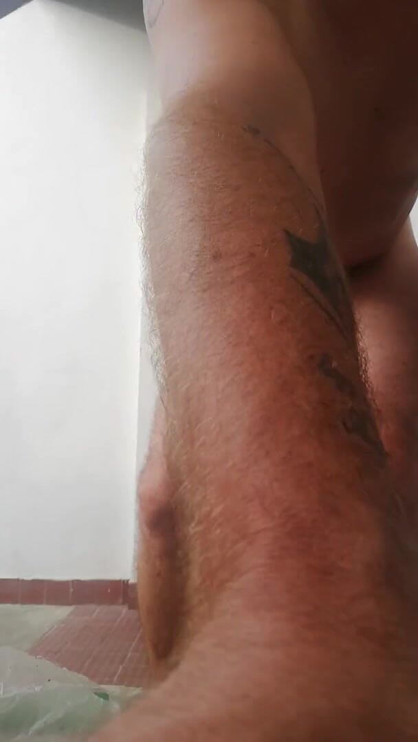 Viking: Fumando e masturbando meu pau
