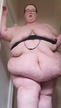 SSBBWストリップいじめと渦巻き