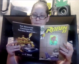 Queen Mea: Nerdy girl ignoring you