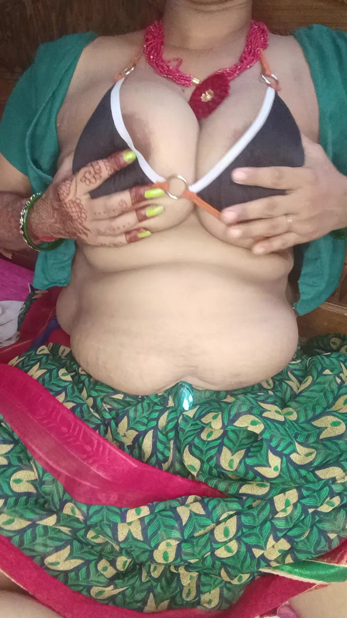 Kavita suman: Chcę dużego czarnego penisa. Indyjska BBW żona Sari taniec i pokaz...