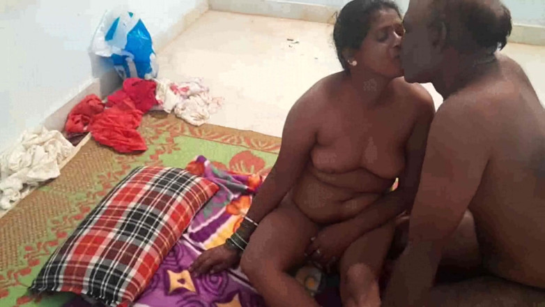 Desi palace: Sexy incitant în cuplu indian cel mai bun sex romantic