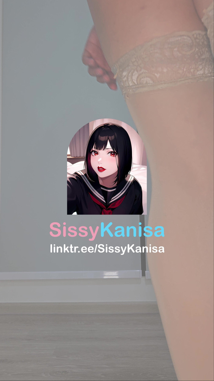 SissyKanisa: Sissy Kanisa umkleidekabine: Probiere neues höschen an, hellrosa höschen im...