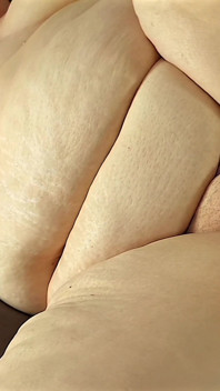 Video bokep super semok dientot habis-habisan sama kontol besar pria kulit hitam sampai dicrot di dalam
